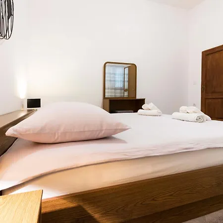 Bale-valle Apartament *